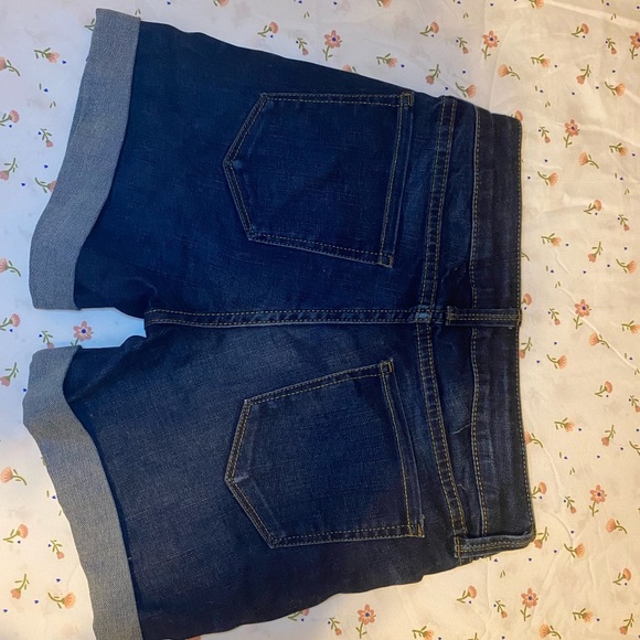 Arizona Jean Shorts - Picture 3 of 3